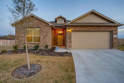 9105 Red Brush Trail, Fort Worth, TX 76131 - Photo 1