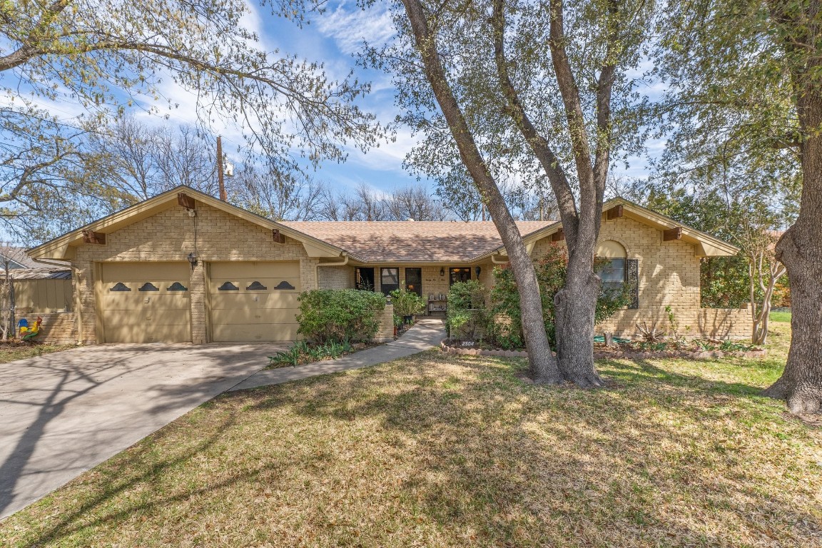 2504 12th St, Brownwood, TX 76801 MLS 20280614 Coldwell Banker