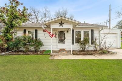 1040 W Elm Street, Stephenville, TX 76401 - Photo 1