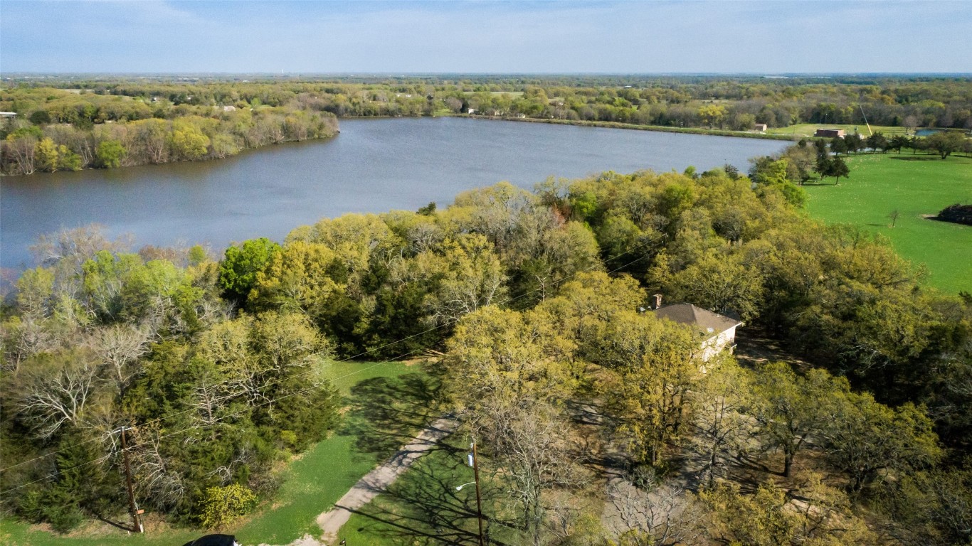 101 Hillside Dr, Wills Point, TX 75169 MLS 20280980 Coldwell Banker