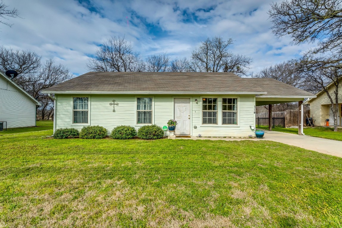 114 Shady Springs Dr, Runaway Bay, TX 76426 MLS 20281626 Coldwell