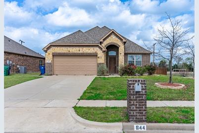 644 Teakwood Drive, Greenville, TX 75402 - Photo 1