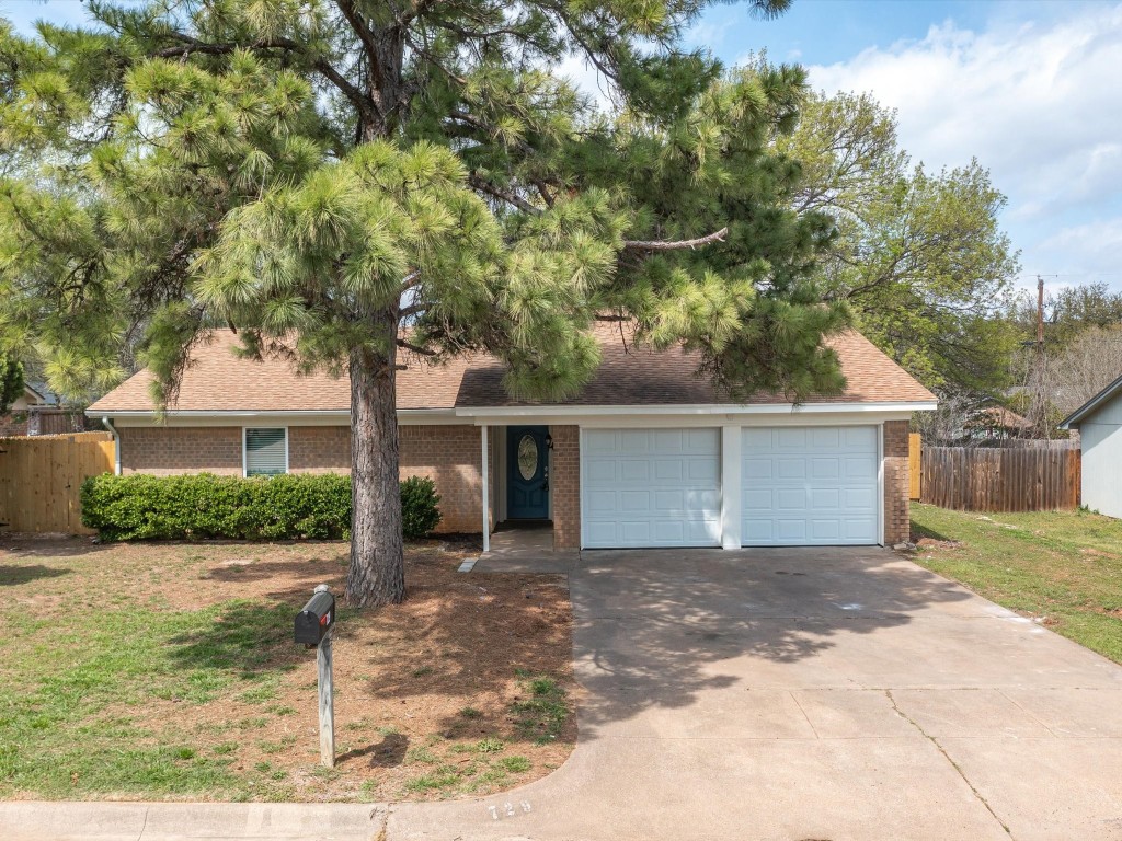 729 Poe St, Azle, TX 76020 MLS 20288793 Coldwell Banker