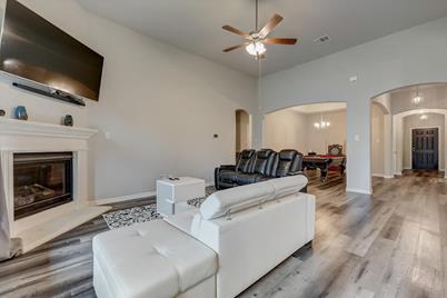 4721 Indian Hawthorne Drive, Midlothian, TX 76084 - Photo 1