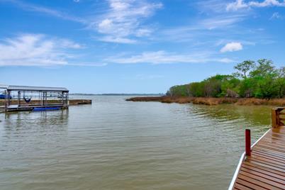 11639 Oakwood Lane, Fort Worth, TX 76179 - Photo 1