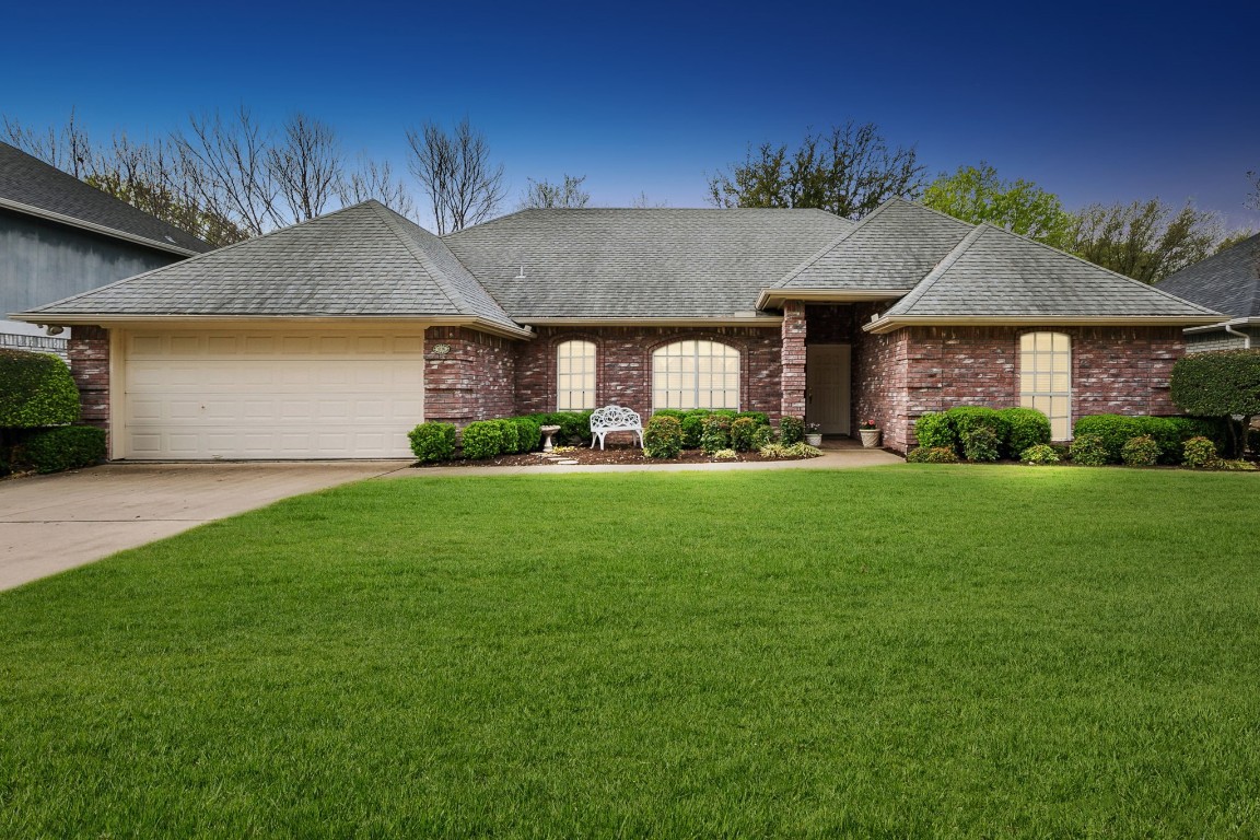 1236 Trinity Dr, Benbrook, TX 76126 MLS 20290723 Coldwell Banker