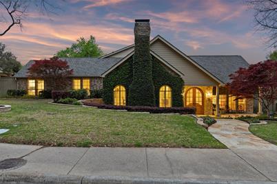 9232 Moss Haven Drive, Dallas, TX 75231 - Photo 1