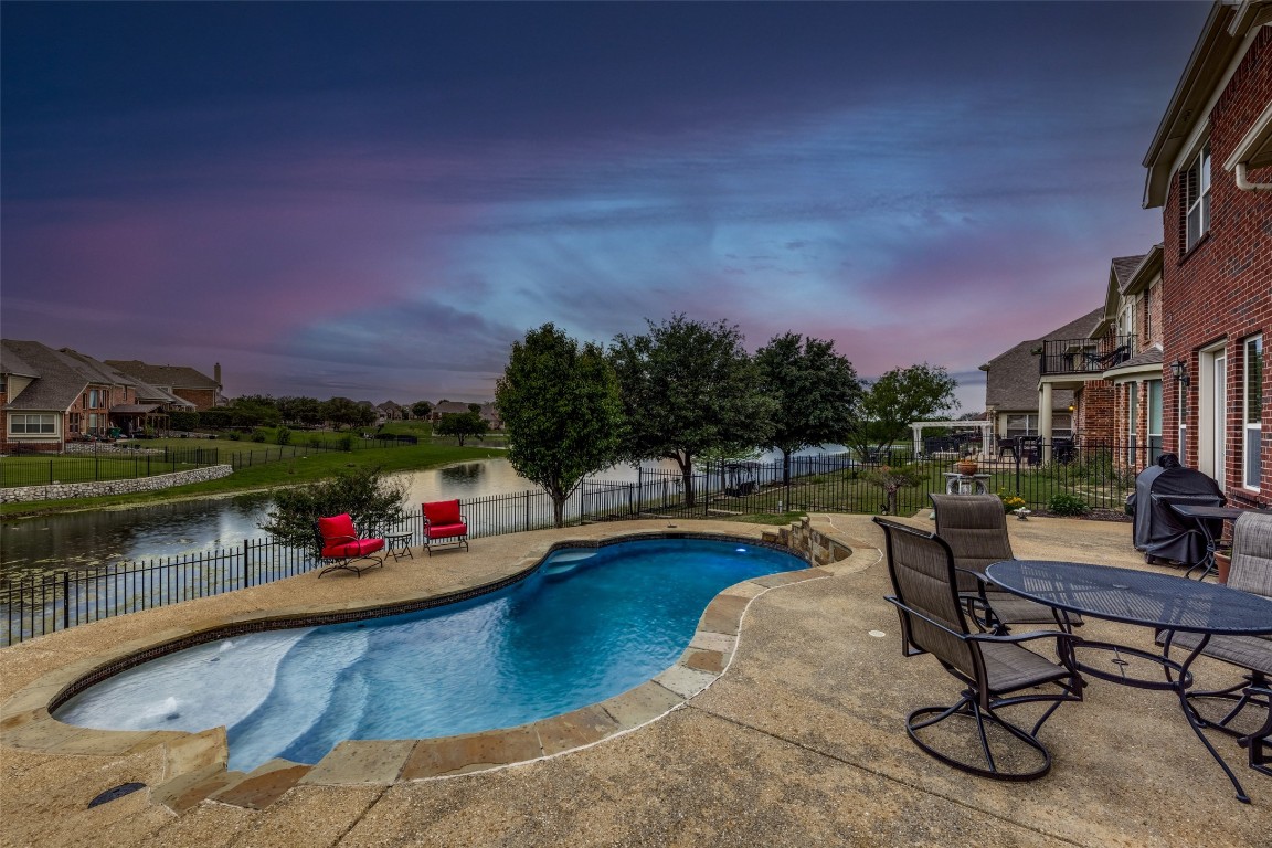 2718 Point View, Cedar Hill, TX 75104 MLS 20303898 Coldwell Banker