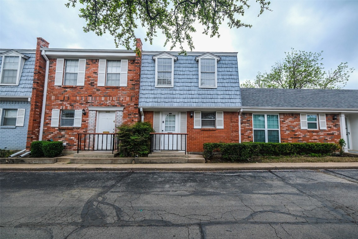 1093 Roaring Springs Rd, Fort Worth, TX 76114 MLS 20310481 Coldwell