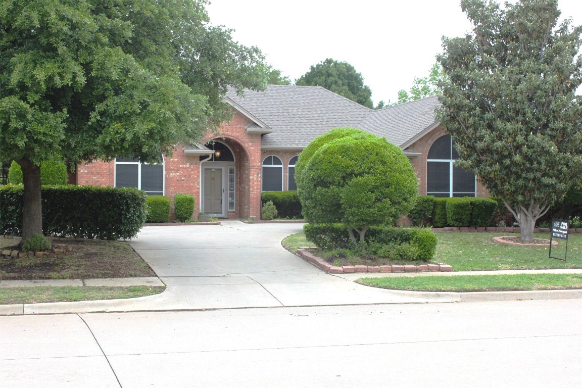 6101 Club House Dr, North Richland Hills, TX 76148 MLS 20310915