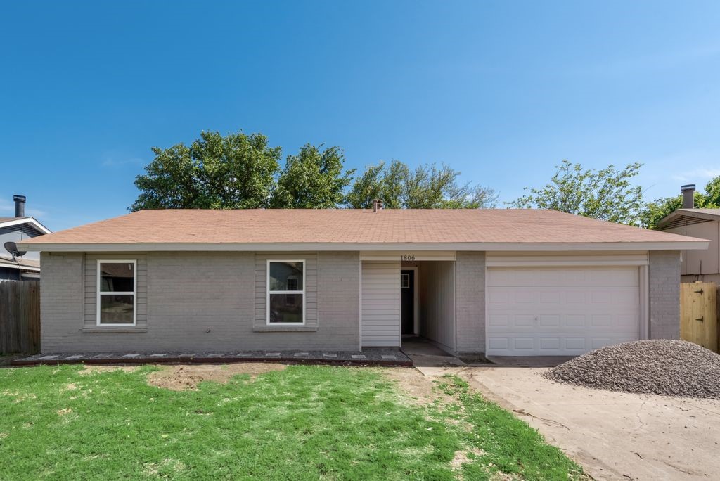 1806 Primrose Ln, Arlington, TX 76014 - MLS 20312101 - Coldwell Banker