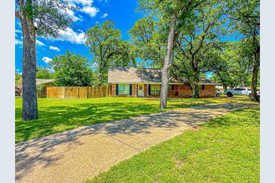 400 Forrest Lane, Corsicana, TX 75110 - Photo 1