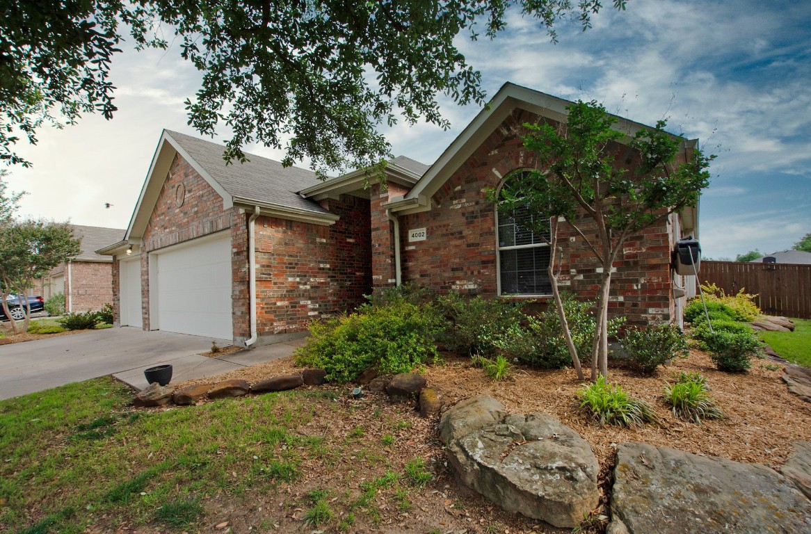 4002 Silver Lake Trail, Heartland, TX 75126 MLS 20320832 Coldwell