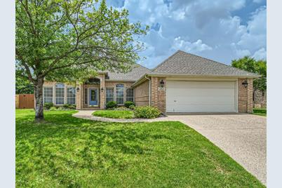 6 Nora Court, Pantego, TX 76013 - Photo 1