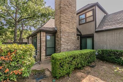 2785 Fairway Park Street, Grand Prairie, TX 75050 - Photo 1