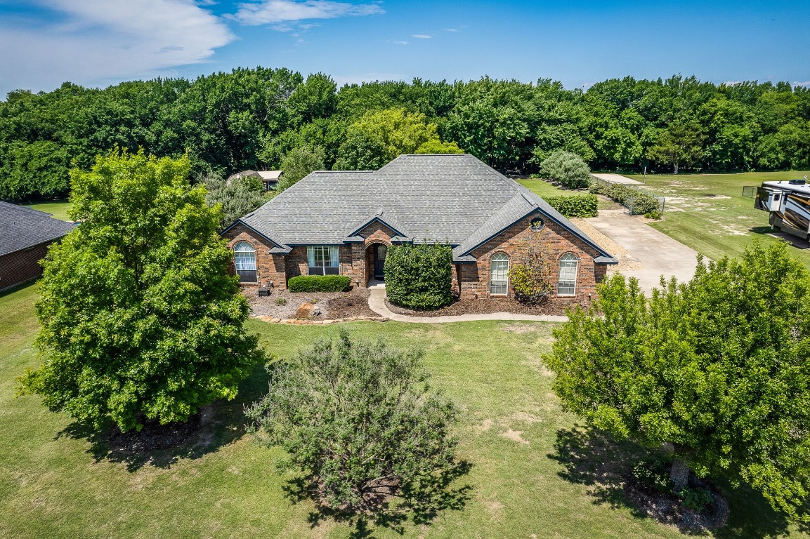 2951 Eagles Nest Ct, Midlothian, TX 76065 MLS 20339172 Coldwell Banker