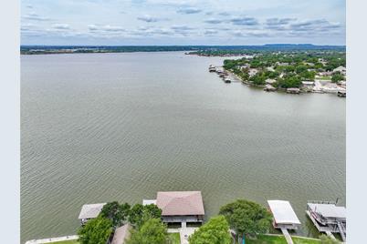 4215 Crescent Drive, Granbury, TX 76049 - Photo 1