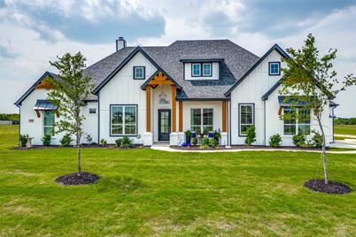 140 Friesian Lane, Waxahachie, TX 75167 - Photo 1