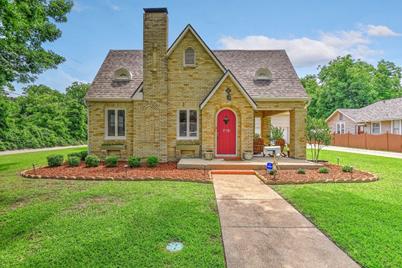 719 N Woods Street, Sherman, TX 75092 - Photo 1