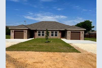 224 Joshua Boulevard #B, Joshua, TX 76058 - Photo 1