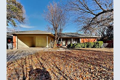 6727 Ascot Lane, Dallas, TX 75214 - Photo 1