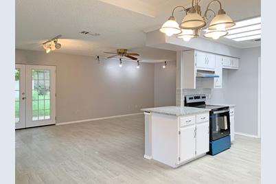 403 Dow Ross Boulevard, Duncanville, TX 75116 - Photo 1