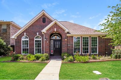 8616 Mill Creek Road, Irving, TX 75063 - Photo 1
