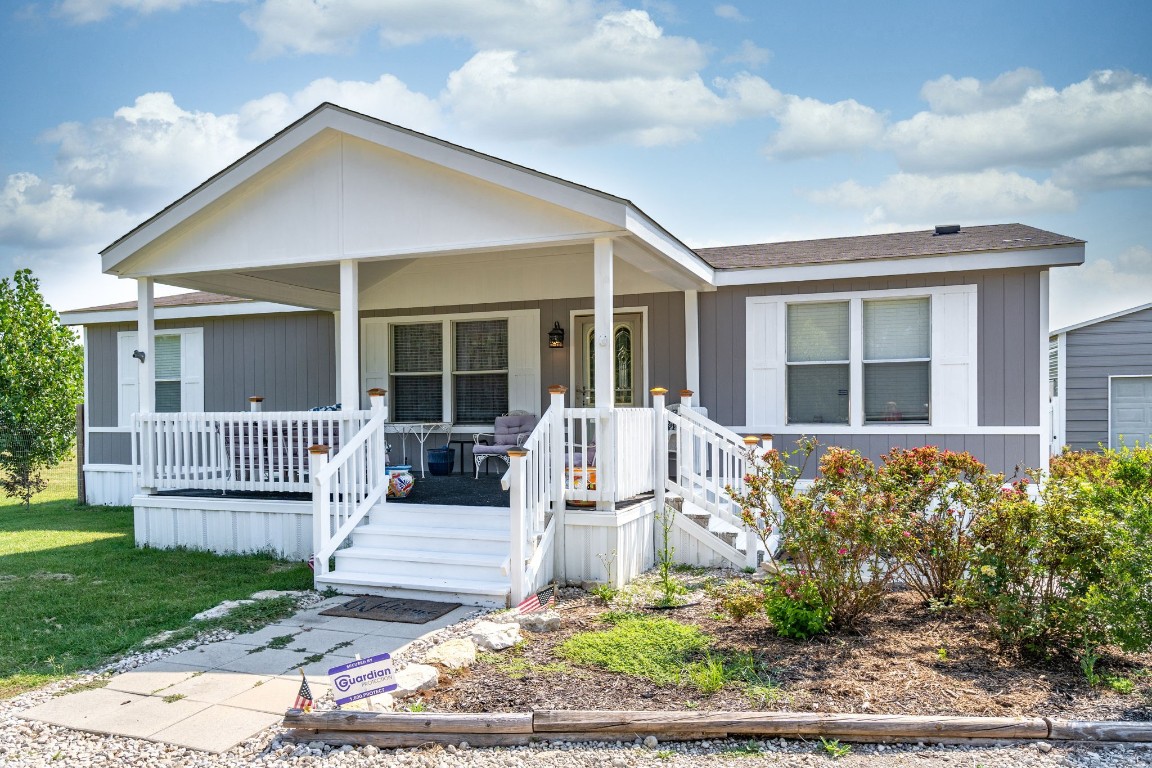 137 Clayton Rd, Azle, TX 76020 MLS 20364286 Coldwell Banker