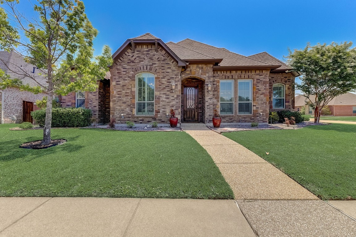 1915 Melbourne Dr, Pantego, TX 76013 MLS 20367108 Coldwell Banker