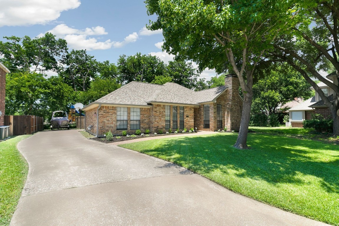 3208 W Valley Circle McKinney TX 75071 MLS 20369381 Coldwell