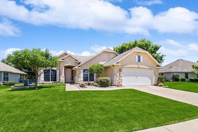 9129 Grandview Drive, Denton, TX 76207 - Photo 1