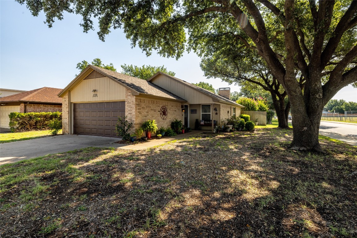 1710 Mimosa Ln, Euless, TX 76039 MLS 20371248 Coldwell Banker