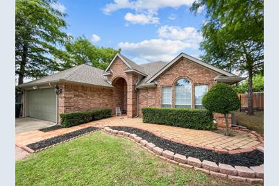 313 Hilre Drive, Sherman, TX 75092 - Photo 1