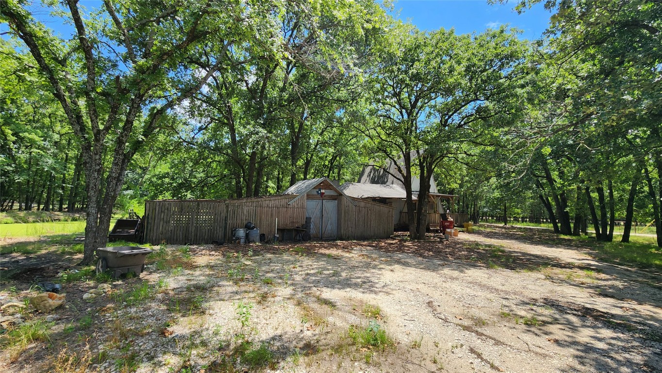 325 E Rabbit Cove Rd, West Tawakoni, TX 75474 MLS 20374428 Coldwell