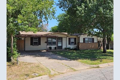 4737 Laverda Drive, Haltom City, TX 76117 - Photo 1