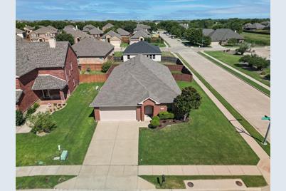 7517 Gairlock Drive, Fort Worth, TX 76179 - Photo 1