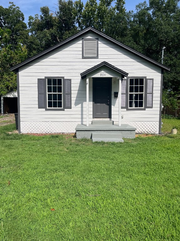 904 N Newsom St, Mineola, TX 75773 MLS 20388251 Coldwell Banker