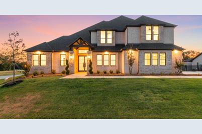 4301 Belle Drive, Flower Mound, TX 75022 - Photo 1