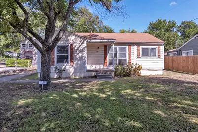 1619 Long Avenue, River Oaks, TX 76114 - Photo 1