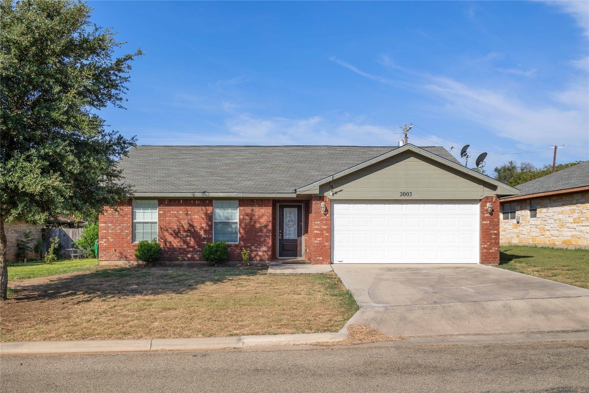 2003 8th St, Brownwood, Tx 76801 - Mls 20402935 - Coldwell Banker