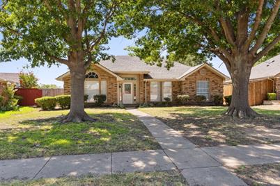 2214 Lancecrest Drive, Garland, TX 75044 - Photo 1