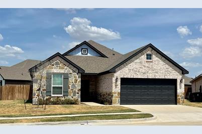 319 Bronco Drive, Pilot Point, TX 76258 - Photo 1