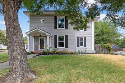 1103 N Leslie Avenue, Sherman, TX 75092 - Photo 1