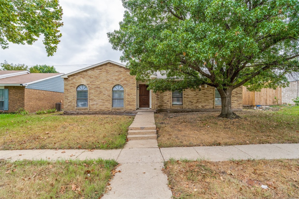 9423 Sophora Dr, Dallas, TX 75249 - MLS 20428354 - Coldwell Banker