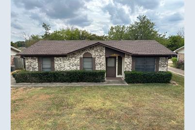 712 Camp Street, Sulphur Springs, TX 75482 - Photo 1