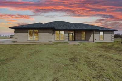 5763 White Settlement Road, Weatherford, TX 76087 - Photo 1