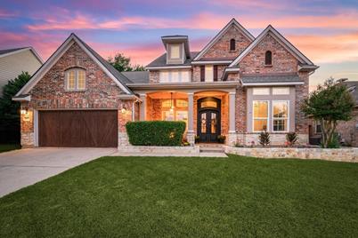 957 Fall Creek, Grapevine, TX 76051 - Photo 1