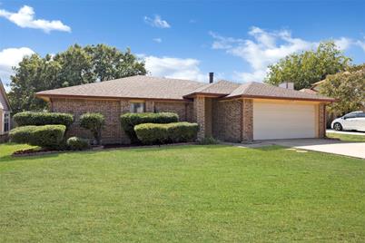 1121 Homestead Street, Flower Mound, TX 75028 - Photo 1