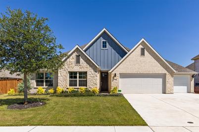 218 Half Moon Drive, Waxahachie, TX 75165 - Photo 1