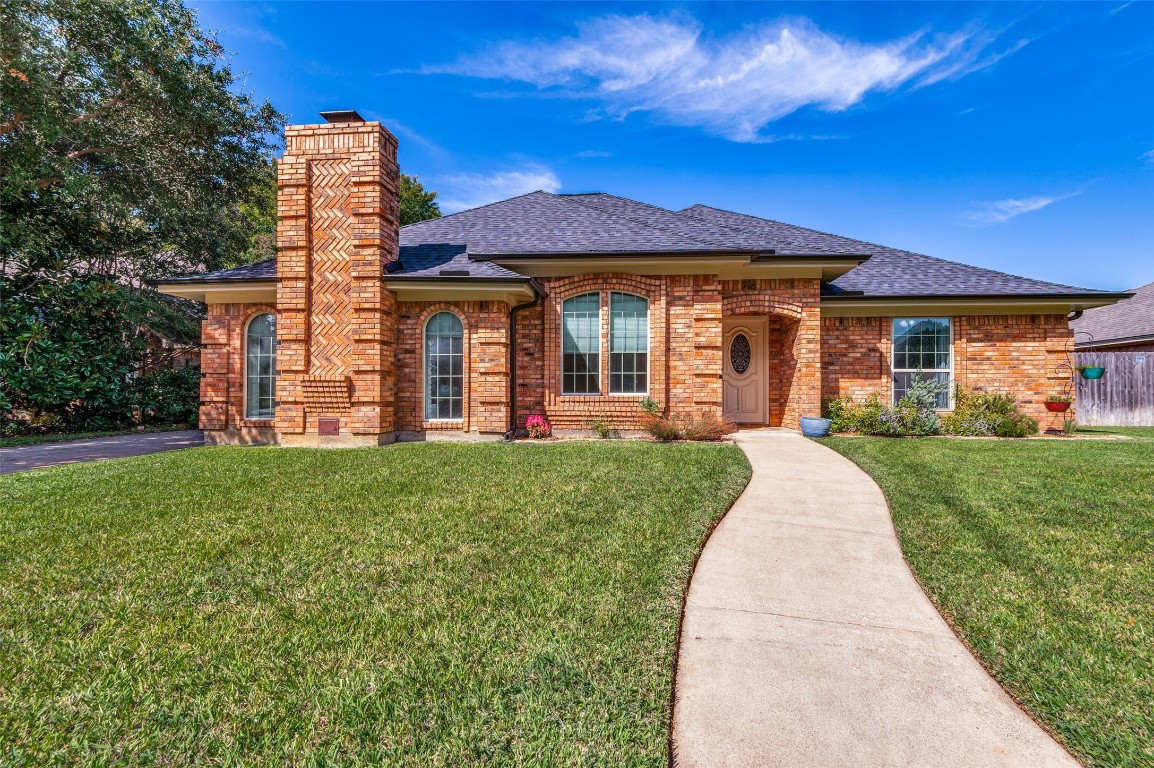 3845 Edgewater Dr, Bedford, TX 76021 MLS 20443292 Coldwell Banker